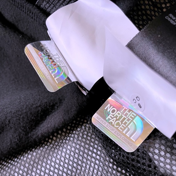 The North Face Kids Black Raincoat - Picture 10 of 12